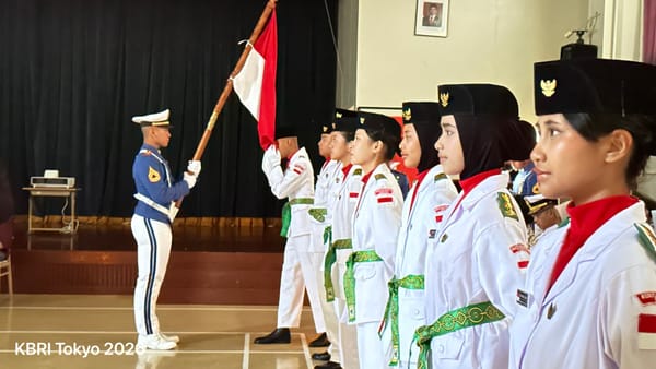 Kibarkan Merah Putih di Negeri Sakura, Paskibra KBRI Tokyo Panjatkan Doa untuk Korban Gempa NTT