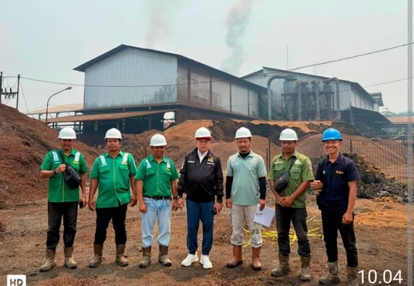 Anggota DPR Cornelis Sidak Pabrik Sawit di Landak Soroti Limbah hingga Gizi Pekerja
