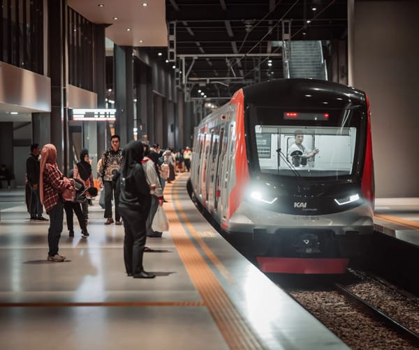 Menanti 'New Gambir': Asa Kembalinya KRL di Jantung Ibu Kota