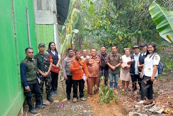 Ditengah Puing dan Hujan, Harapan datang  di Mamek Bangsal