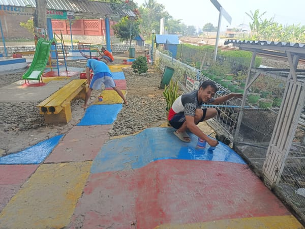Taman Gratis di Tepi Rel, Warisan Niat Baik Seorang Guru Olahraga