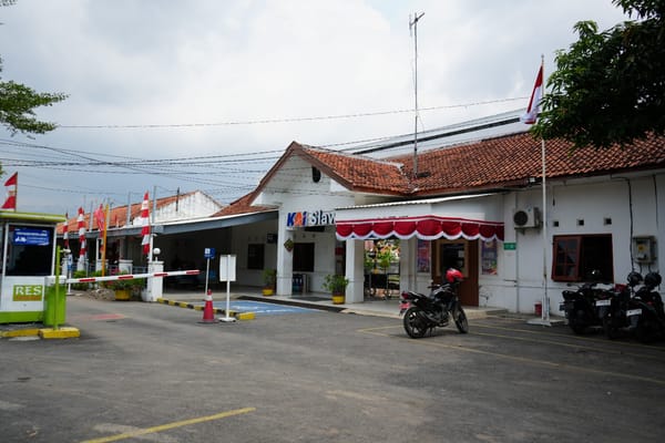 141 Tahun Stasiun Slawi, Ketika Perjalanan Menjadi Bagian dari Kehidupan