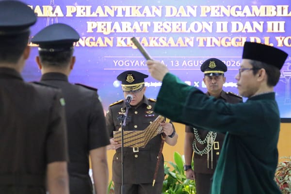 Kejati DIY Lantik Pejabat Eselon II dan III
