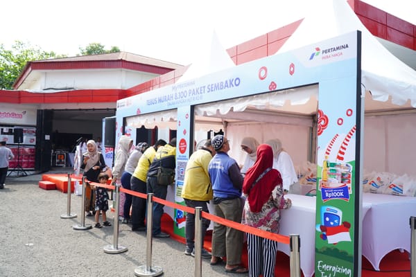 HUT ke-81 RI, Pertamina Gelar Tebus Murah Sembako untuk Korban Gempa NTT
