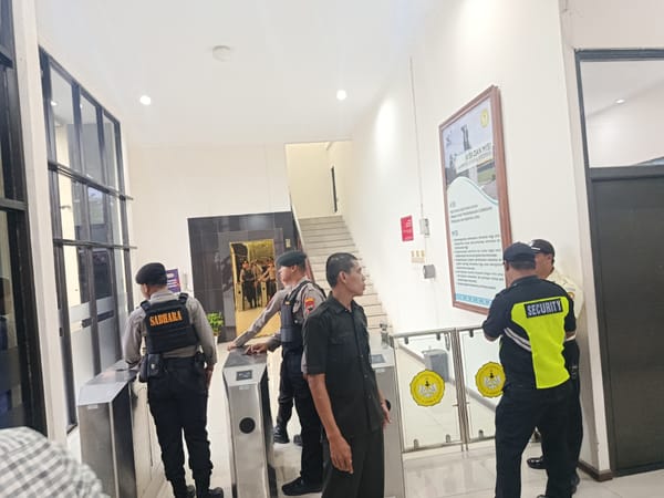 KPK Periksa Ruang Rektor dan Wakil Rektor Unsoed, Barang Bukti Belum Diungkap