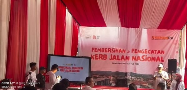 Sambut HUT Ke- 81 RI, BPJN Lampung Percantik Marka Jalan di Kota Bandarlampung