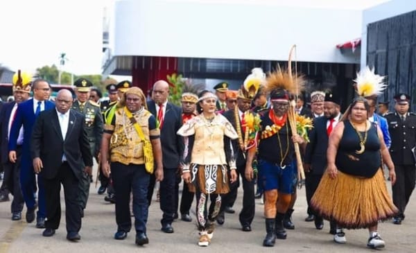 Program Pendidikan Gratis Pemprov Papua Tengah, Menjangkau 64.000 Lebih Pelajar & Mahasiswa