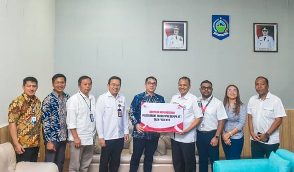 Bantuan Kemanusiaan Industri Jasa Keuangan NTB untuk Korban Bencana di NTT Disalurkan