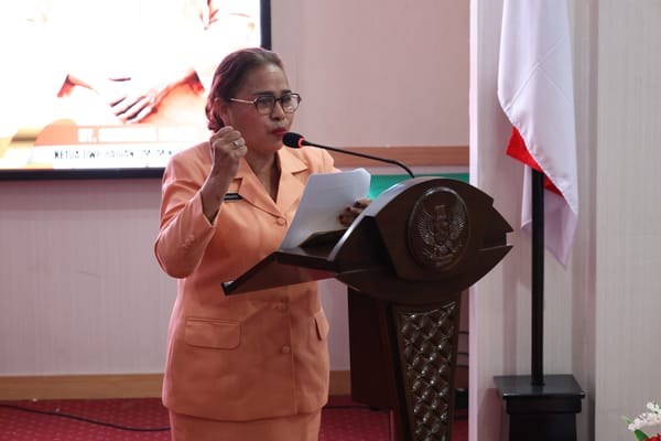 Perkuat Pola Asuh Holistik di Era Digital, DWP Kota Ambon Gelar Edukasi Parenting Bagi Orang Tua