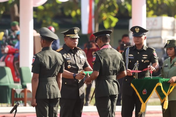 175 Bintara Muda TNI AD Sandang Serda, Pangdam Pattimura: Jadilah Petarung Sejati di Medan Tugas