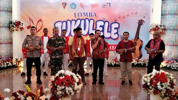 Jukulele Lahirkan Talenta Muda dan Identitas Ambon