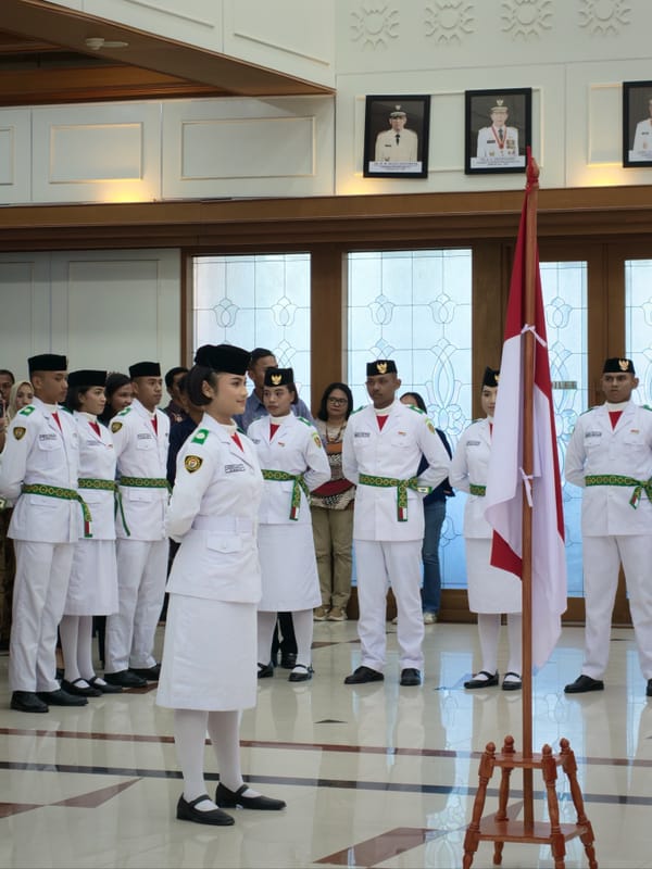 Gubernur Maluku Kukuhkan 28 Paskibraka Maluku, Teguhkan Semangat dan Tanggung Jawab Generasi Muda