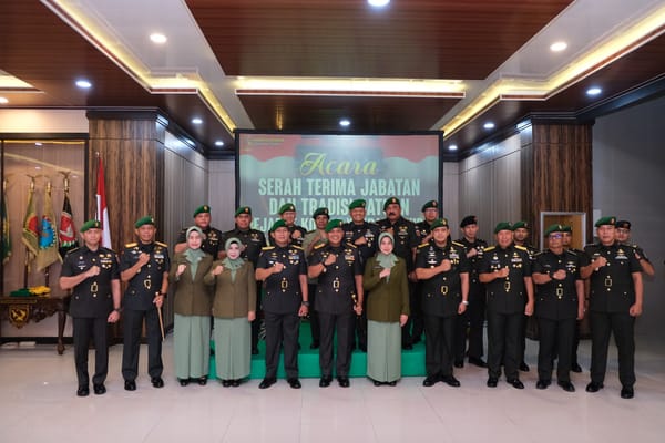 Serah Terima Jabatan di Lingkungan Kodam XV/Pattimura Berjalan Khidmat