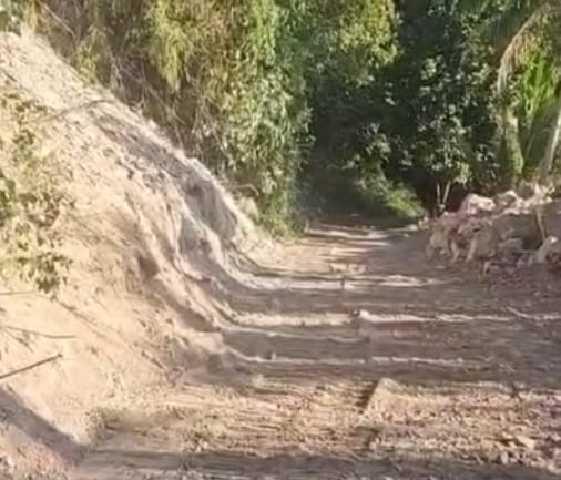 Kementerian PU Buka Akses Titik Longsor di Desa Pulue Ruas Krica–Lidi Pascagempa NTT