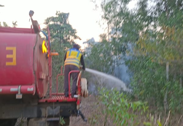 Kementerian PU Suplai Air Untuk Tangani Kebakaran Lahan di Kalteng dan Malut