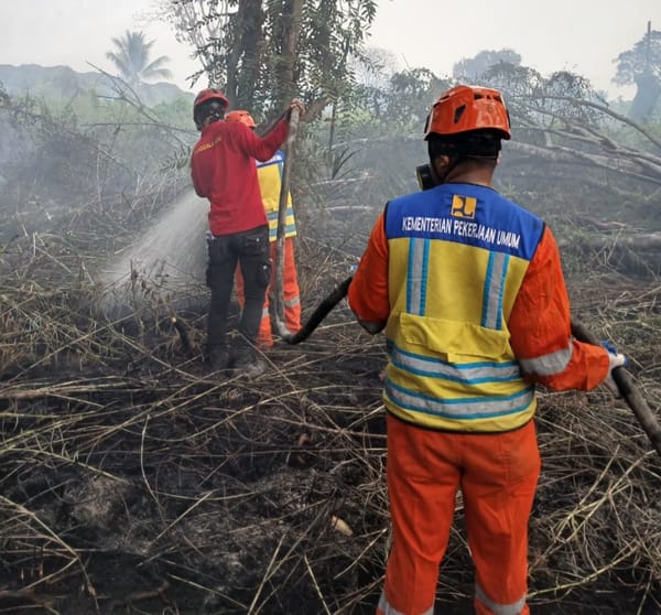 Kementerian PU Perkuat Dukungan Air Tangani Karhutla di Kalimantan dan Jambi