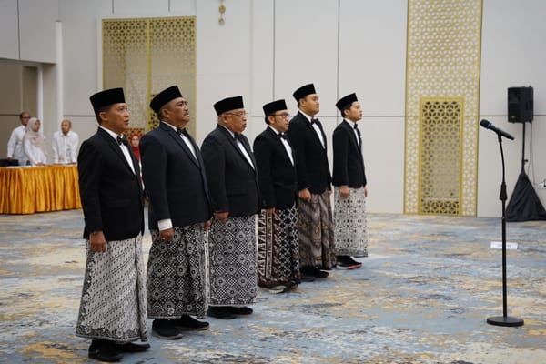 Pelaksana Tugas Enam Bulan H. Muhammad Zaber Wahid Resmi Dilantik Gus Irfan Sebagai Kakanwil Kemenhaj Malut