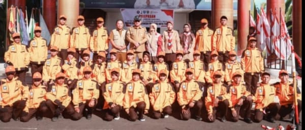 Walikota Ternate Lepas Kontingen Pramuka Penggalang Mengikuti Jamnas XII Tahun 2026 di Cibubur