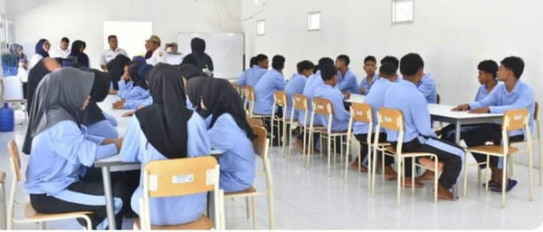 Perkuat Program Prioritas di Sekolah Rakyat, BKKBN Malut Dorong Pembentukan PIK-R dan SSK di SMAN 28 Tidore Kepulauan