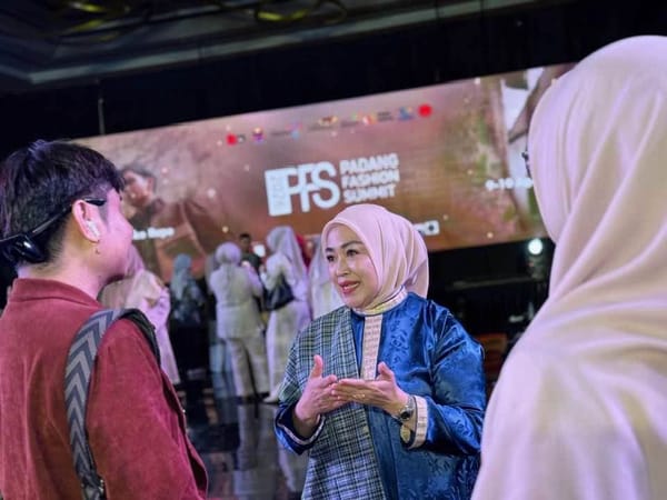 Lise Eka Putra: Fashion Minangkabau Harus Naik Kelas ke Panggung Nasional