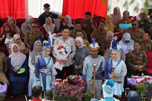 Pawai Alegoris Sawahlunto Meriahkan HUT Ke-81 Kemerdekaan RI