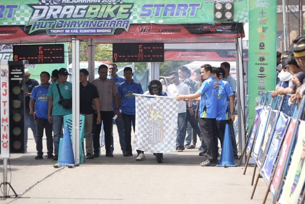 Plt Bupati Kuansing Dukung Drag Bike HUT Bhayangkara, 700 Starter Dari Empat Provinsi Ramaikan Sport Centere