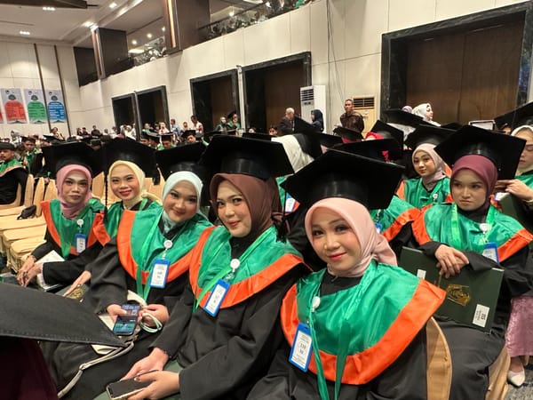 Wisudawan Umi Makasar harus tampil membawa manfaat bagi masyarakat