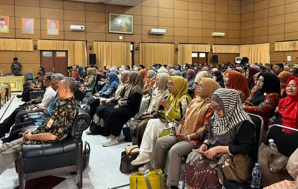 Sekolah Siaga Kependudukan Edukasi Kesehatan Reproduksi Remaja