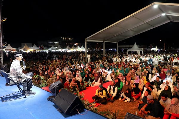 Ribuan Warga Padati Lapangan Bola Batam untuk Memperingati Maulid Nabu Muhamad SAW 1448 Hijriah