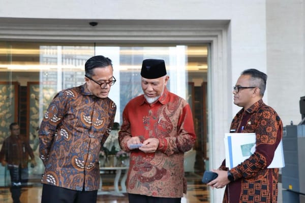 Gubernur Mahyeldi Tawarkan Pengembangan Proyek Strategis Sumbar kepada Danantara