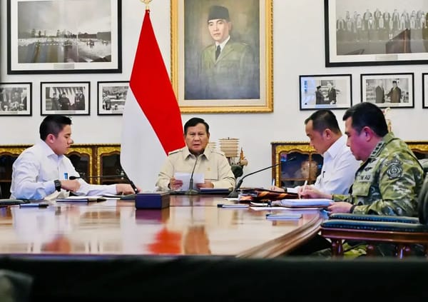 Presiden Prabowo Pimpin Rapat Terbatas Penanganan Bencana, Tegaskan Mitigasi dan Kesiapsiagaan Nasional