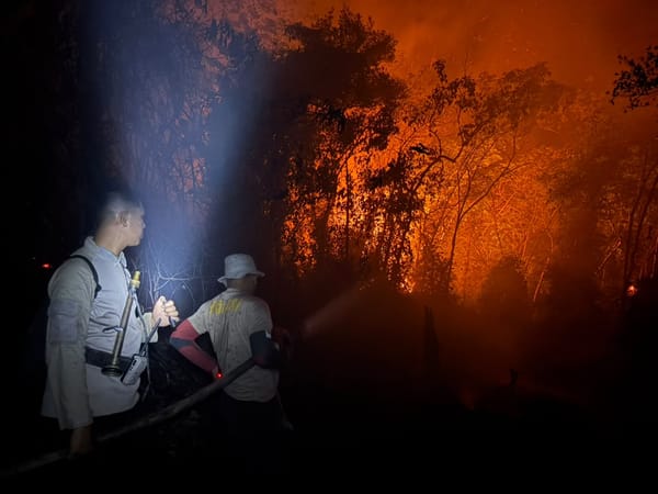 1.057 Hotspot Mengamuk, Kalbar Kembali Dikepung Kabut Asap