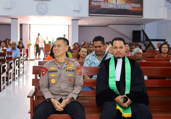 Safari Kamtibmas di Gereja Efrata, Kapolda Maluku Ajak Warga Jemaat Rawat Kedamaian dan Lindungi Generasi Muda