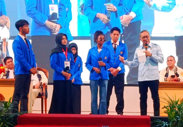 Menkopangan Zulkifli Hasan Dorong Mahasiswa UMP Berani Manfaatkan Peluang