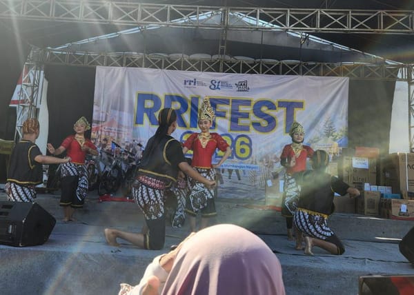 Ketika Tarian Menjadi Bahasa, Anak-anak Tuli Menaklukkan Panggung RRI Fest