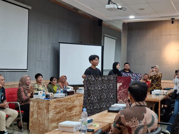 Dorong Alumni Tembus Pasar, Dekranasda Sleman Gelar Produk Batik Preneur