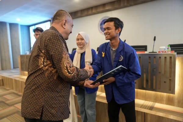 Sambut Mahasiswa Baru, Wabup Danang Dorong Penerima Beasiswa Sleman Pintar Tuntaskan Pendidikan