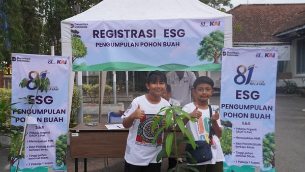 HUT ke-81 KAI, Daop 5 Kumpulkan 137 Bibit Pohon untuk Penghijauan