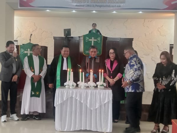 Wali Kota Ambon Serukan ASN Satukan Hati, Pendeta Sapulete Tegaskan Ambon Bersih adalah Panggilan Iman