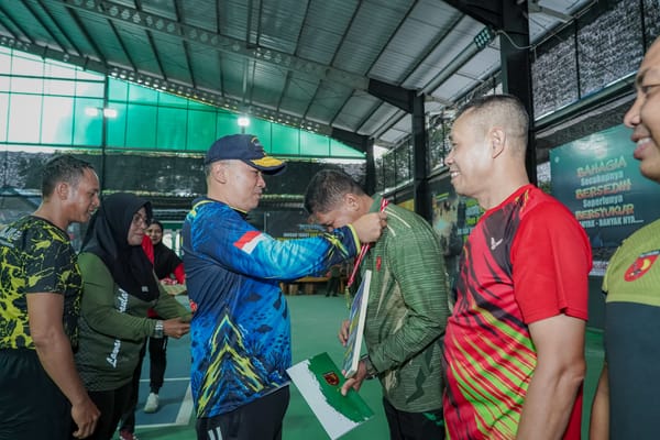 Tampil Impresif, Tim Tennis Kasdam XV/Pattimura Raih Juara 1 Piala Panglima TNI Cup 2026