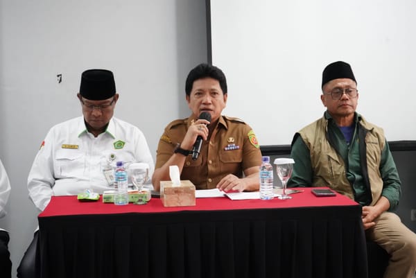 Sekretaris Daerah Provinsi Maluku Ir. Sadali Ie, M.Si., IPU   