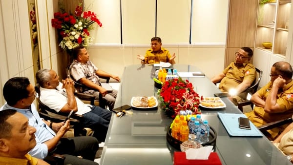 Wali Kota Ambon Terima Audiensi DPD PIKI Maluku Bahas Sinergi Pembangunan