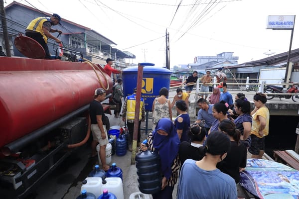 PU Salurkan 226 Ribu Liter Air Bersih Untuk Kalbar