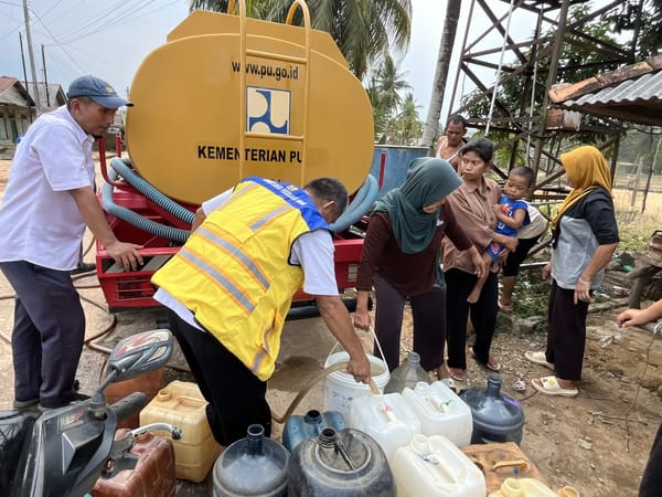 Masyarakat Bangka Belitung Mendapat Bantuan Air Bersih