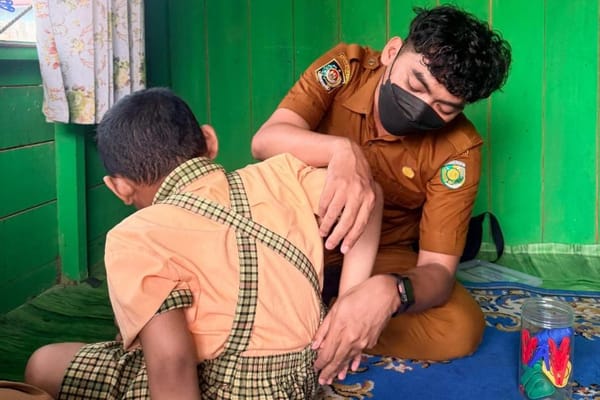 Kabut Asap Mengganas di Palangka Raya, Terapi ABK Tak Boleh Terhenti! Guru dan Terapis Jemput Bola ke Rumah