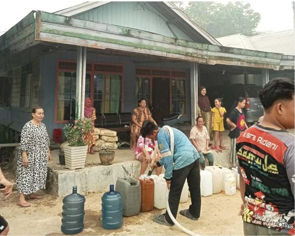 Saat Air Sulit Didapat, Pemprov Kalteng Kirim 86.200 Liter untuk Warga