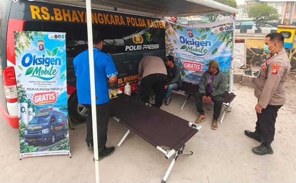 Di Tengah Kabut Asap, Rumkit Bhayangkara Siapkan Oksigen Gratis bagi Warga