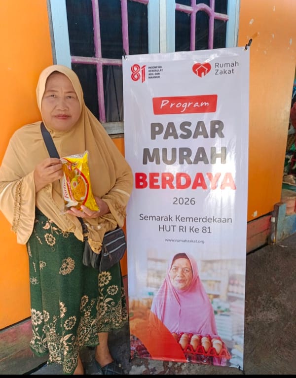 Rumah Zakat Bikin Bahagia Warga Sungai Miai, 240 Liter Minyak Goreng Ludes di Pasar Murah