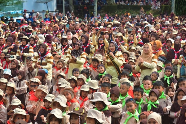 Lumajang Dorong Pola Asuh Anak yang Penuh Dukungan Lingkungannya