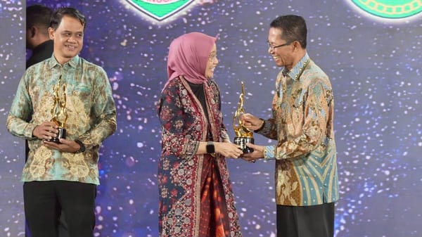 Batam Raih Daerah Peduli Layanan Publik dan Keterbukaan Informasi